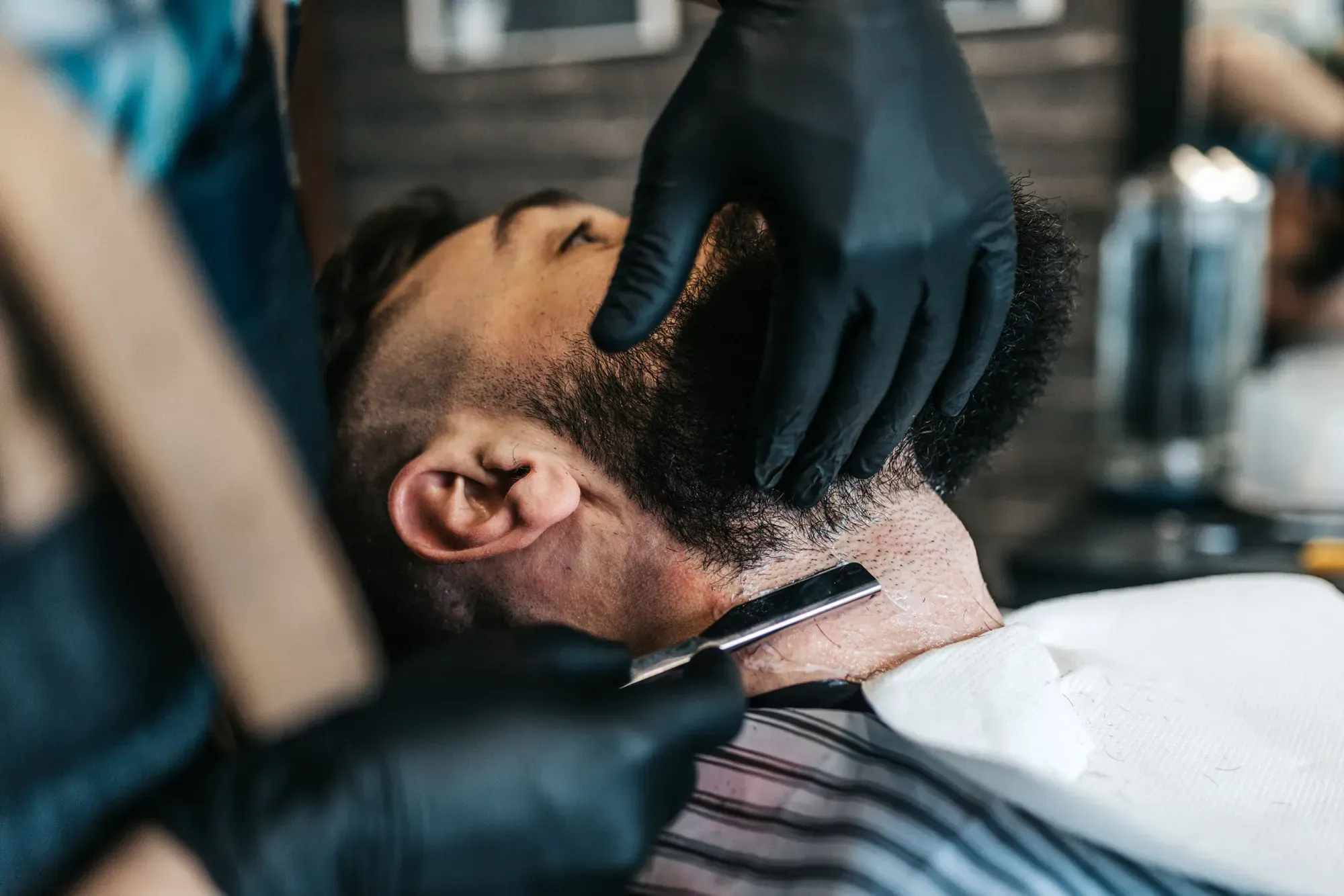 coiffeur et barbier traditionnel (5)